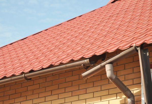 Loose Gutter Repair in Denver